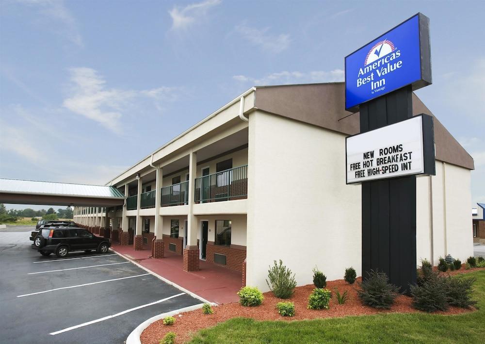 Quality Inn Lawrenceburg Exterior foto