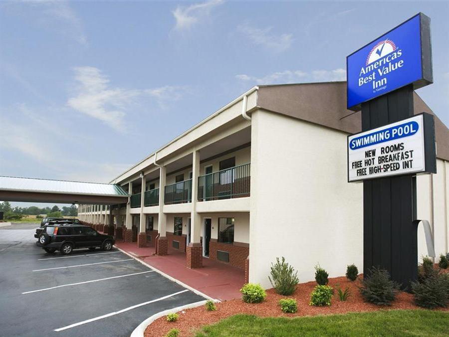 Quality Inn Lawrenceburg Exterior foto