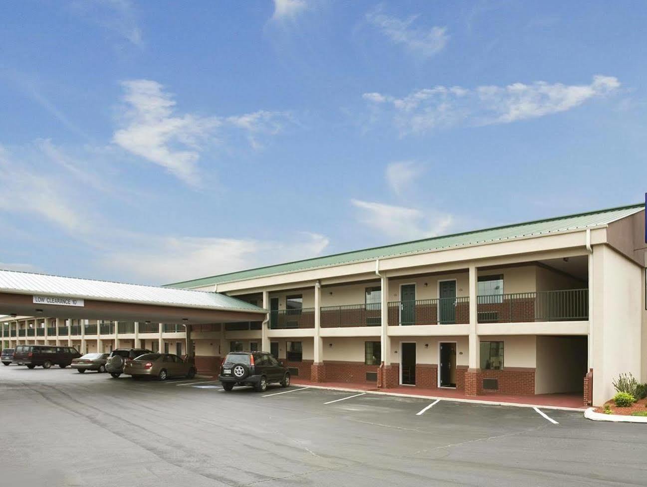 Quality Inn Lawrenceburg Exterior foto